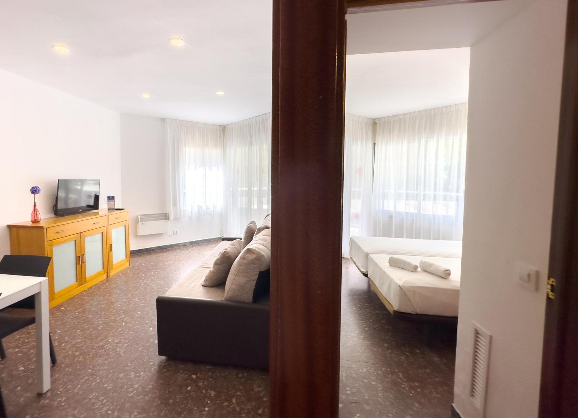 Rentalmar Atlantida Apartamentos Салоу Экстерьер фото